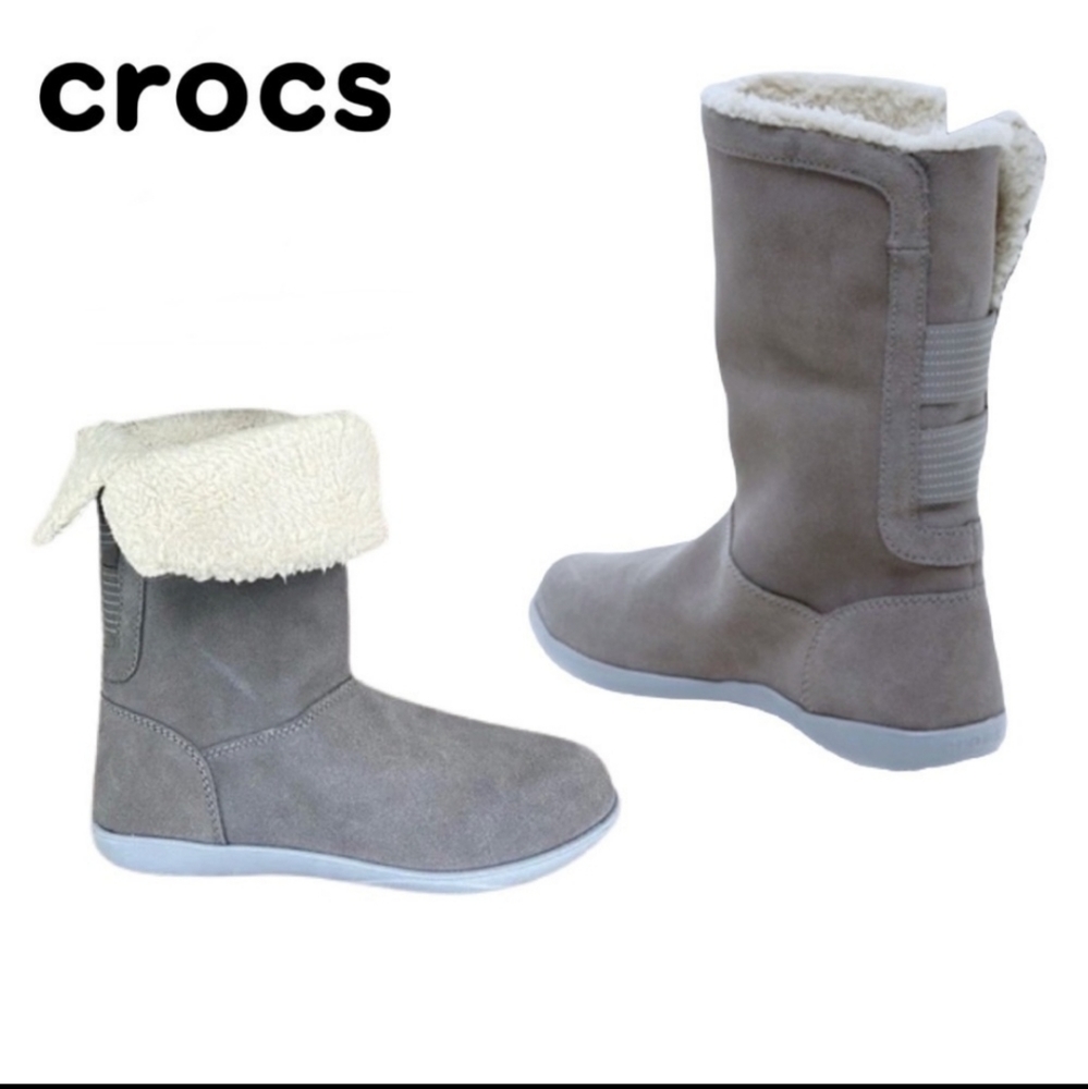 NWT CROCS Adela Foldover Fuzz Snow Booties - Smoke Gray Size 6